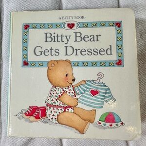 American Girl Bitty Baby 1995 Diaper Bag Set Bitty Bear Gets Dressed Book Only